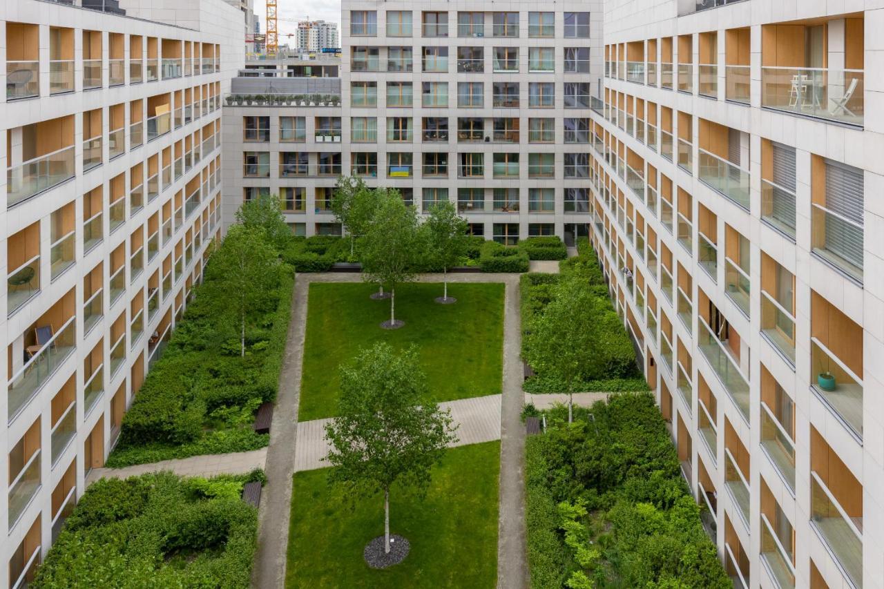 Stylish Apartment Kolejowa & Parking & Balcony By Noclegi Renters Warsawa Bagian luar foto