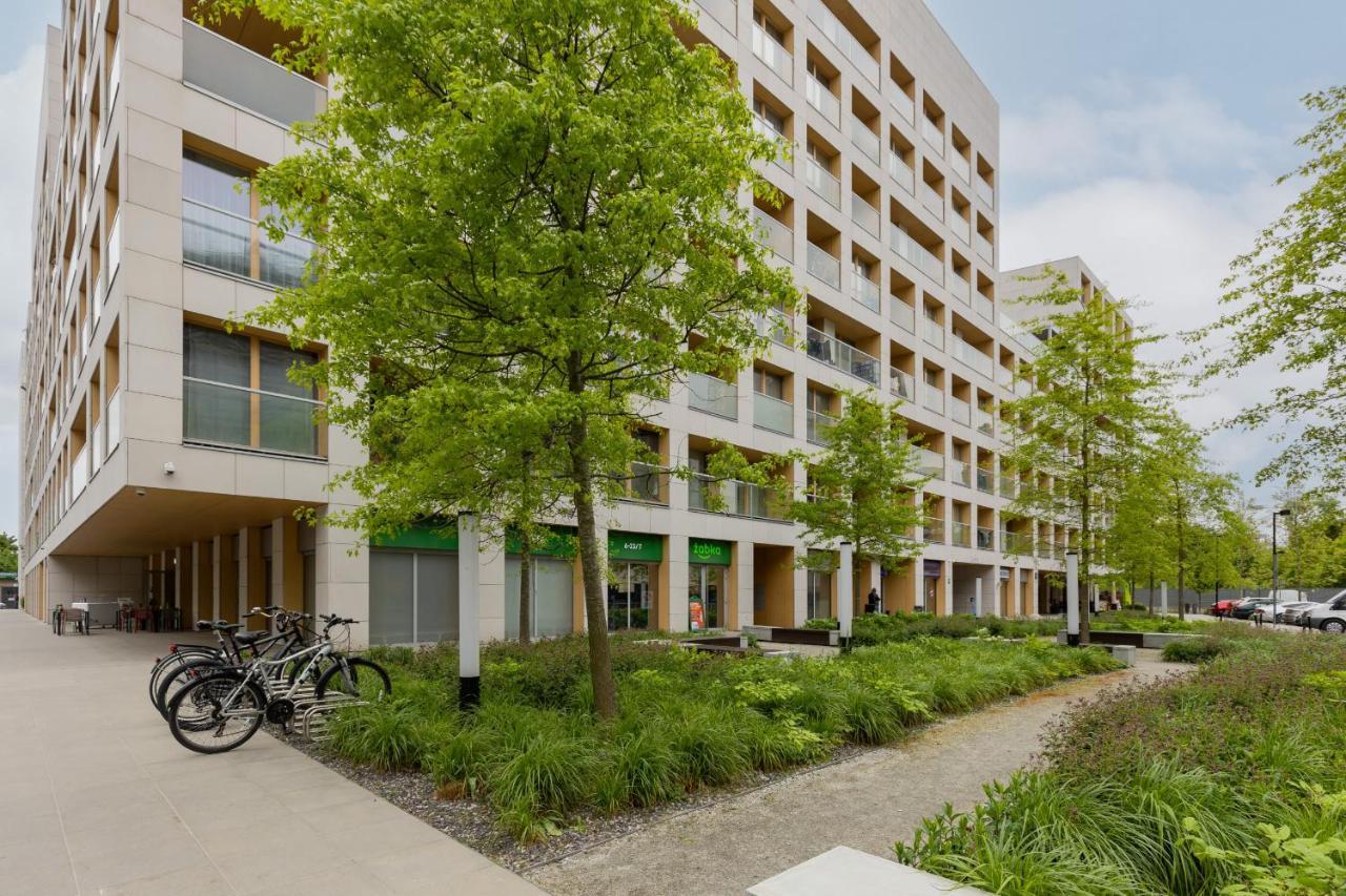 Stylish Apartment Kolejowa & Parking & Balcony By Noclegi Renters Warsawa Bagian luar foto